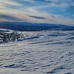 Heimstolen - At Sorbolfjell Dağ evi Flå